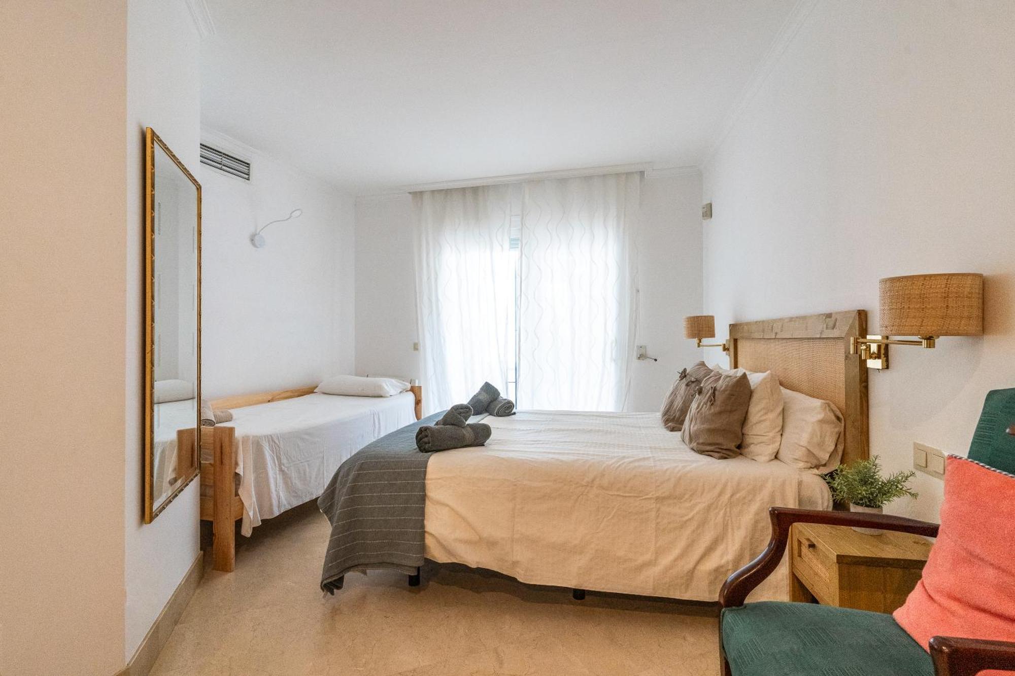 White Pearl Beach Elviria 마르베야 외부 사진